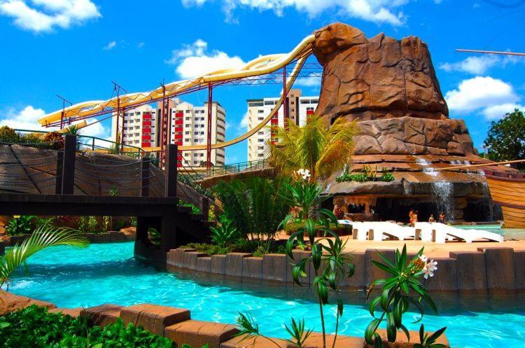 Piazza Diroma - Com Acesso Acqua Park Cn-Go Aparthotel Caldas Novas Bagian luar foto