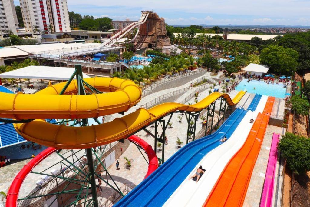 Piazza Diroma - Com Acesso Acqua Park Cn-Go Aparthotel Caldas Novas Bagian luar foto