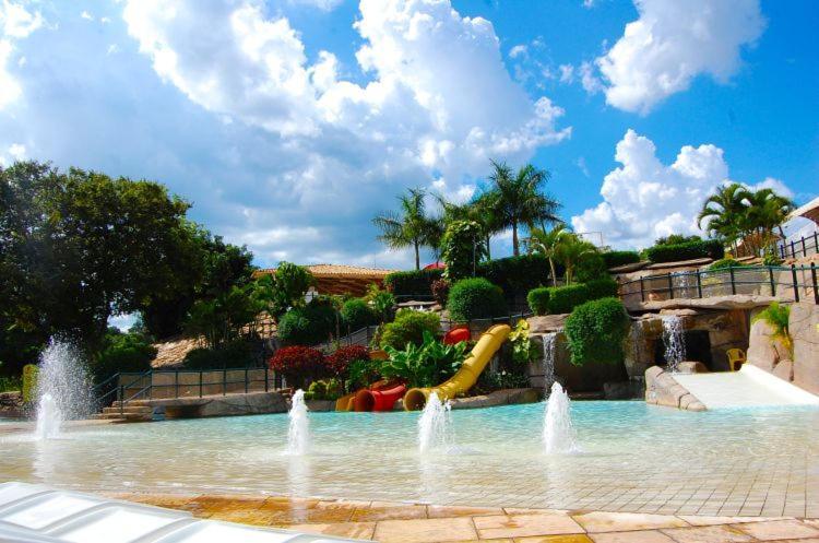 Piazza Diroma - Com Acesso Acqua Park Cn-Go Aparthotel Caldas Novas Bagian luar foto